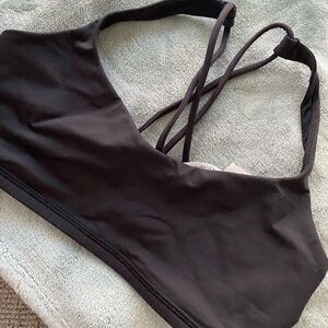 Lululemon EUC Black Sports Bra 6